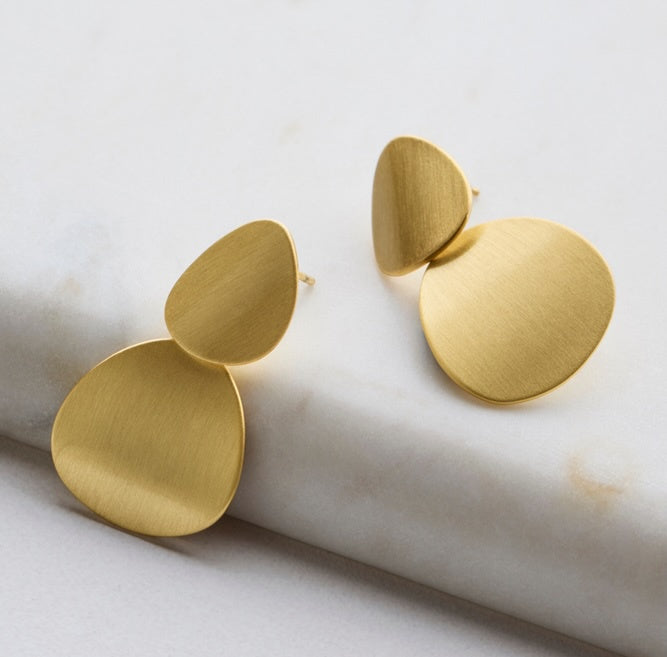 Frankie Brushed Earring in Gold
