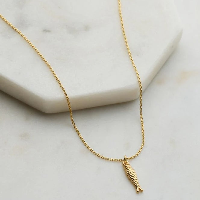 Tate Mini Necklace in Gold
