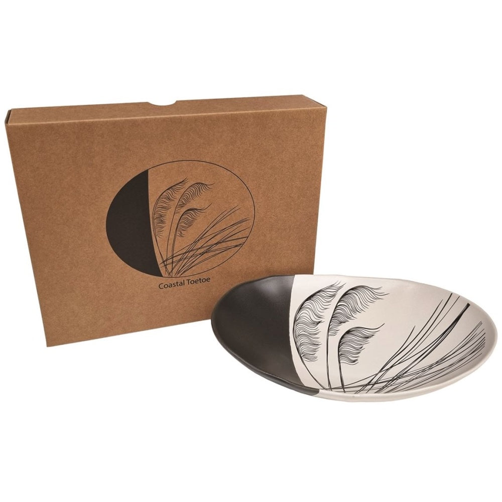 Coastal Toetoe Dipped Black 24cm Bowl