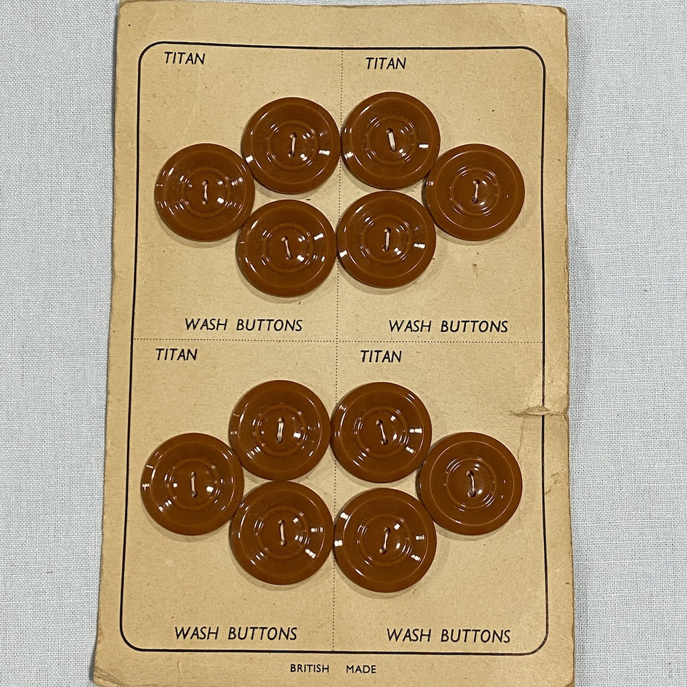 Titan Caramel Wash Buttons 25mm