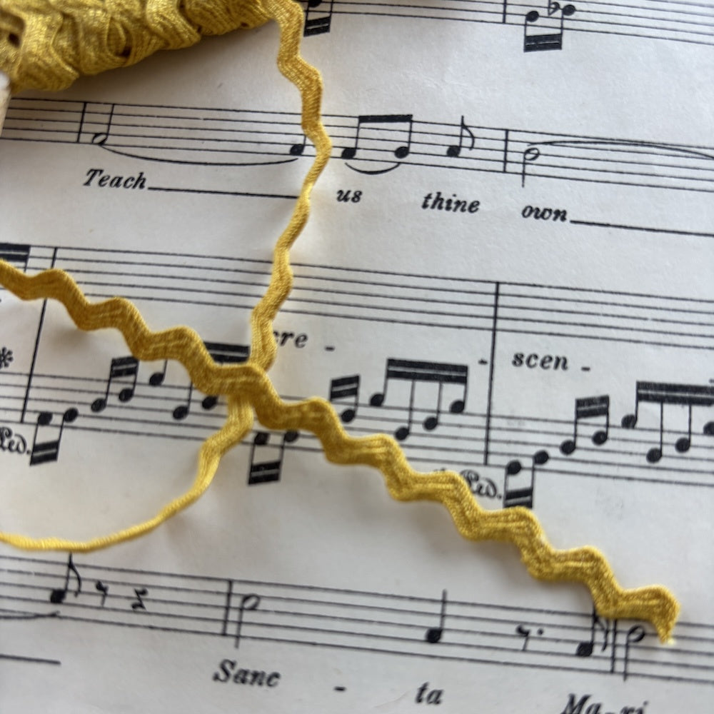 Mini Ric Rac Mustard 7mm