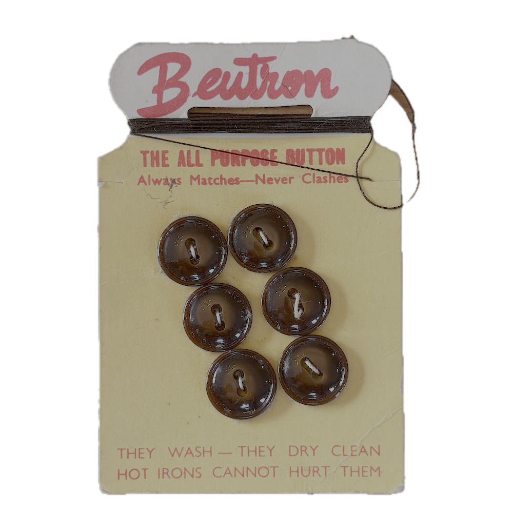 Beautron Chocolate 15mm Buttons on Original Card
