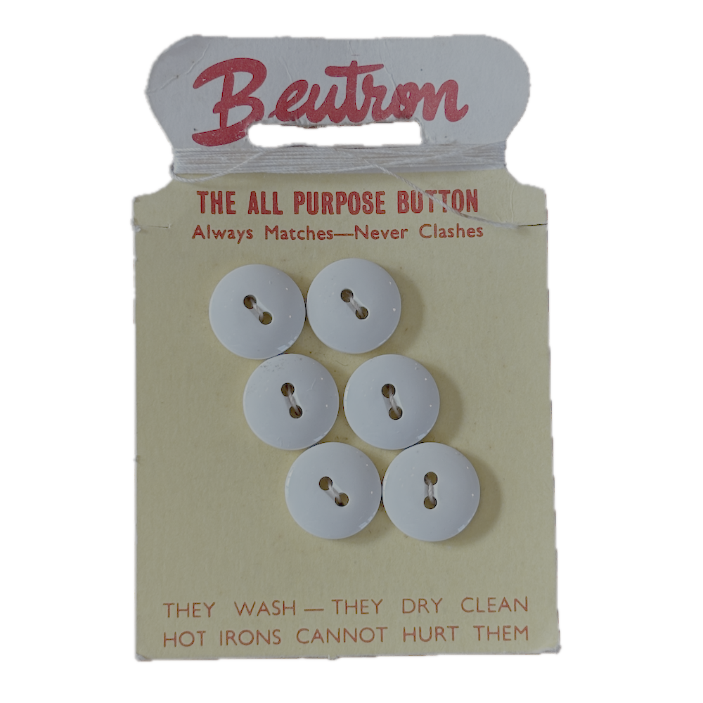 Beutron Off White 15mm Buttons on Original Card