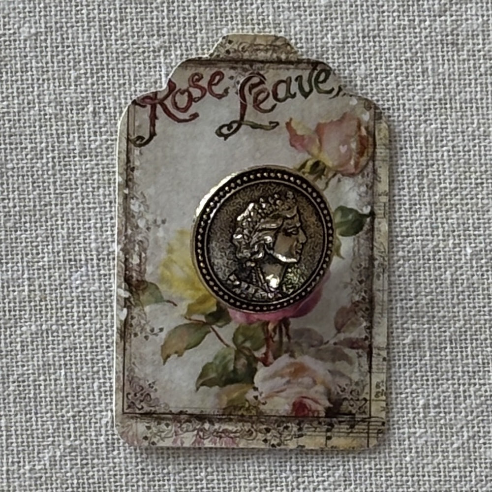 Large Queens Head Metallic Button 25mm