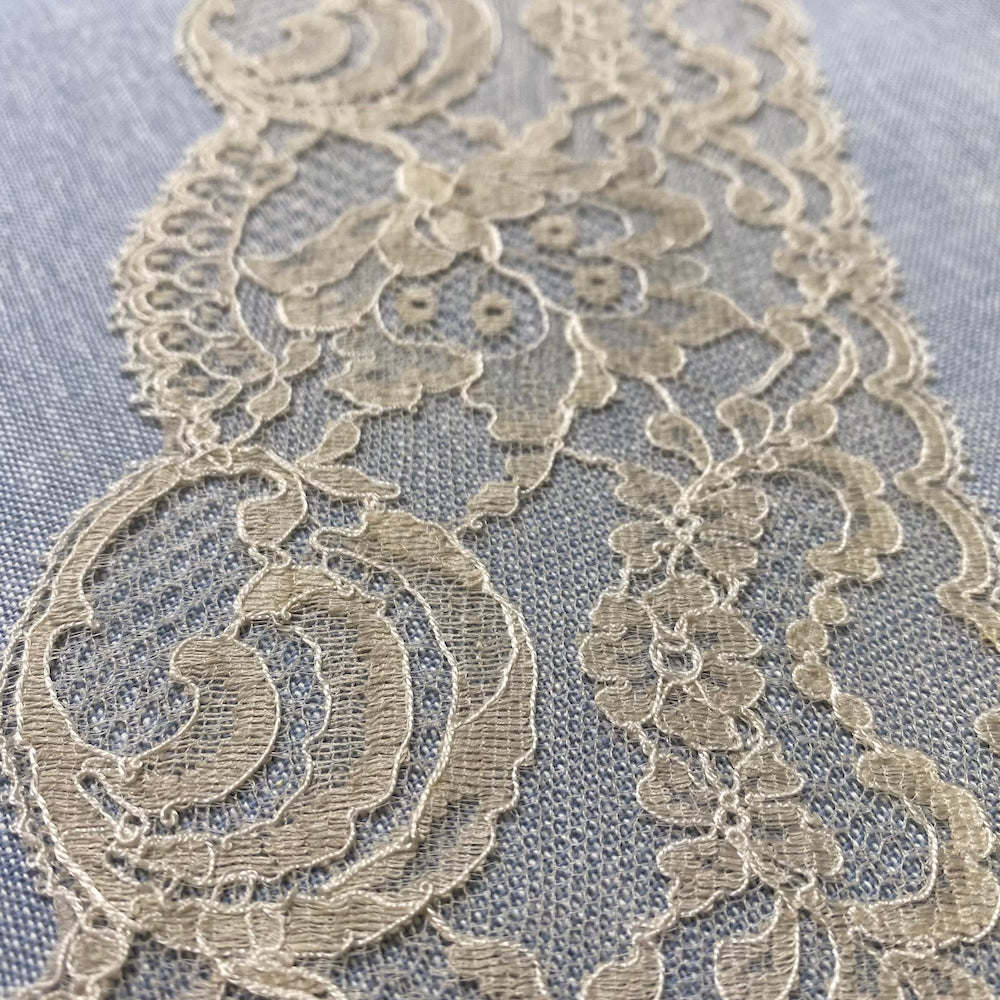 French Vintage Floral Lace in Champagne