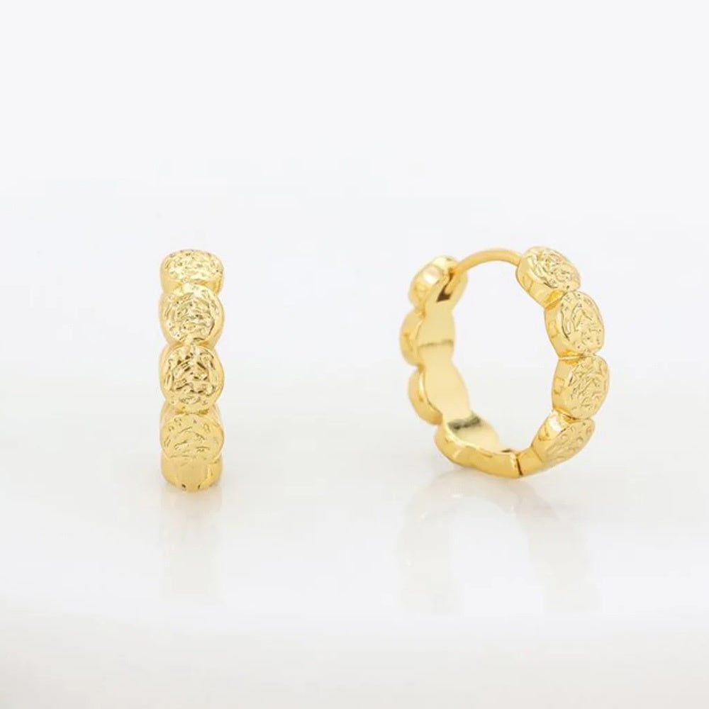 Josie Hoop Earring in Gold