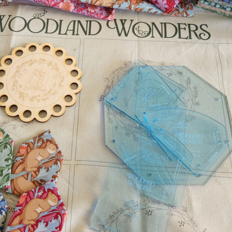 Woodland Wonders Quilt Complete EPP Kit & Pre Printed Linen