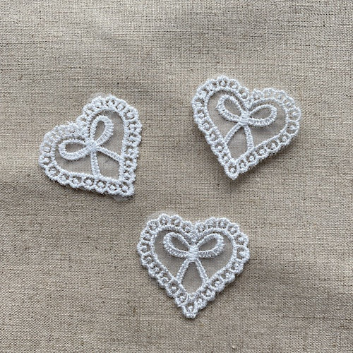 Venice Lace Applique Heart Bow x 3