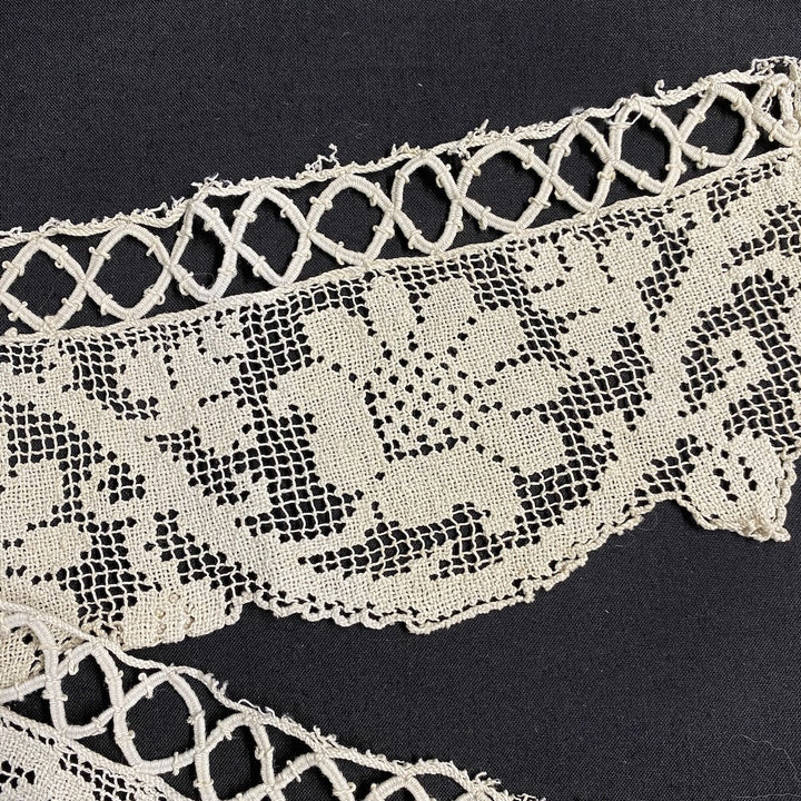 Antique Tea Coloured Bobbin Lace Flower Border