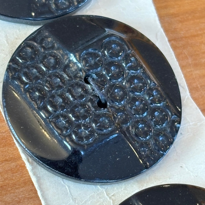 Black Bakelite? Buttons x 3