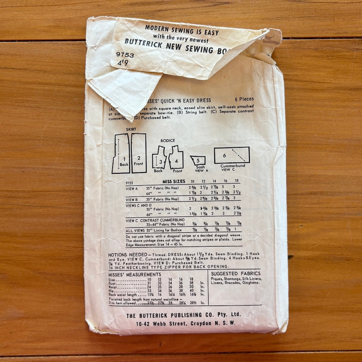 Vintage Butterick 9753 Quick 'n Easy Dress Pattern
