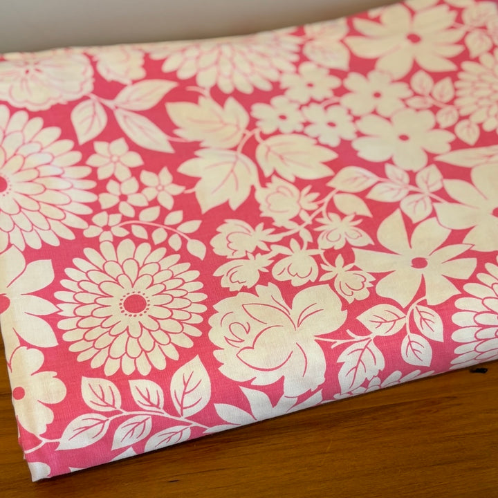 Vintage Sheet -Wabasso Pink Flower Power Sheet XL