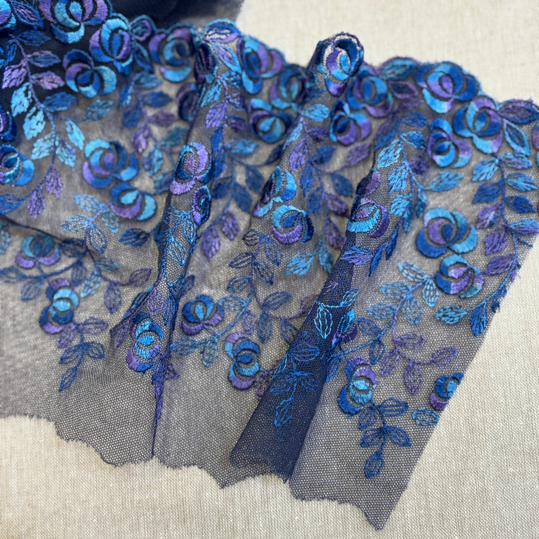 Vintage Blue and Purple Embroidered Lace Trim 17cm