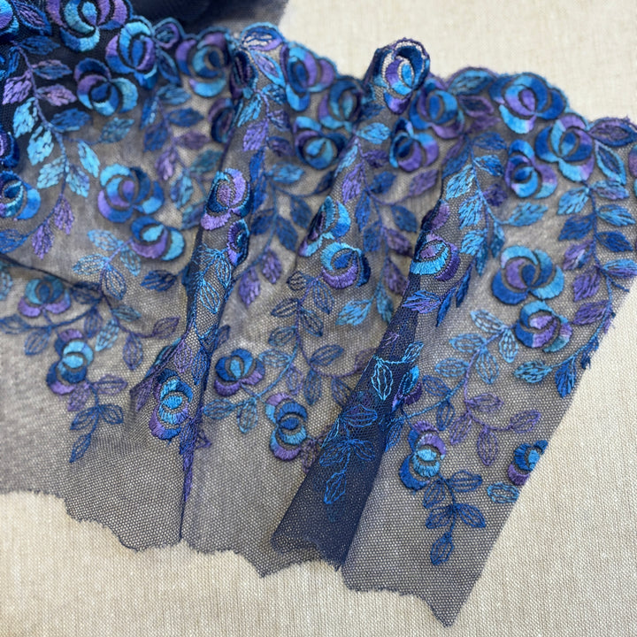 Vintage Blue and Purple Embroidered Lace Trim 17cm