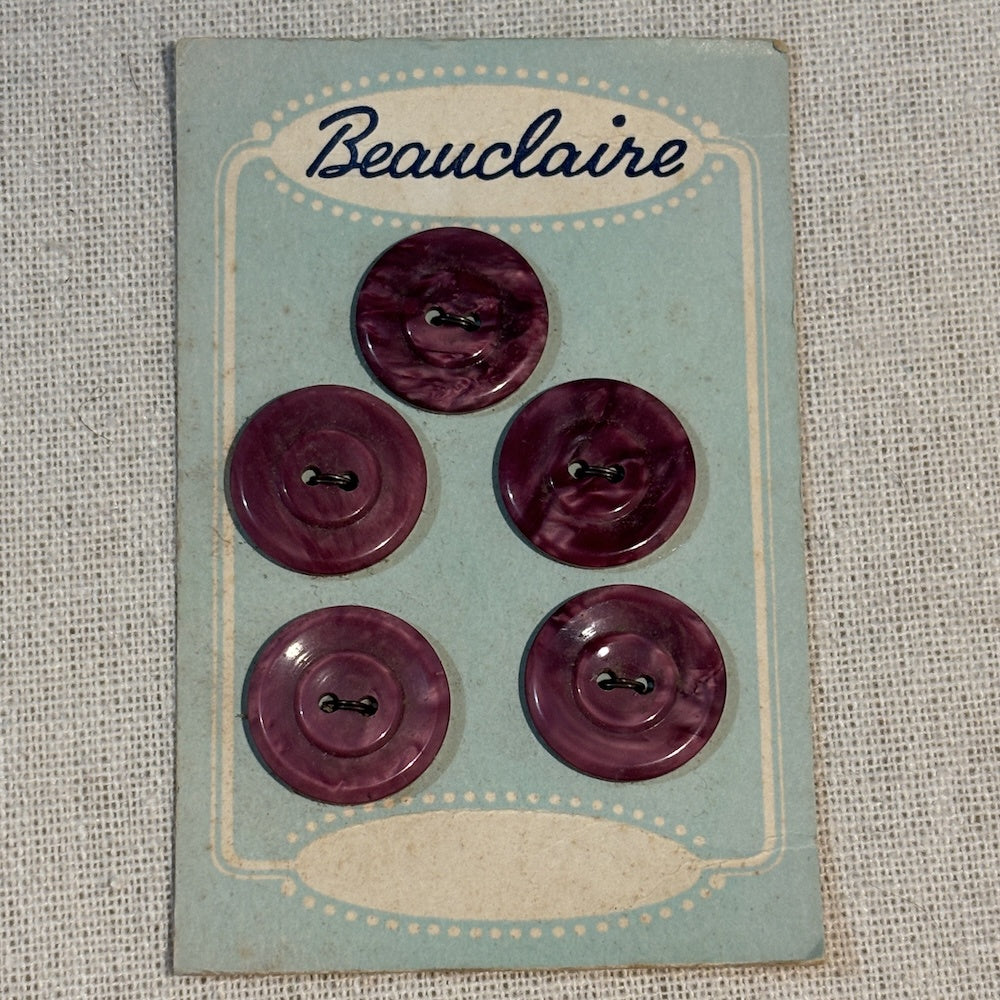 Beauclaire Marbled Mulberry Buttons 19mm on Original Card