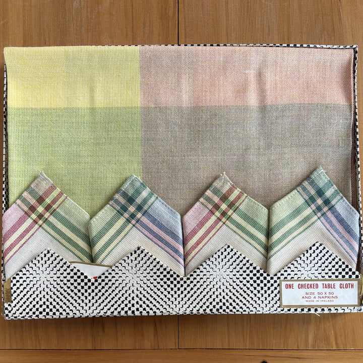 Vintage Old Mill Irish Linen Checked Tablecloth and Napkin Set