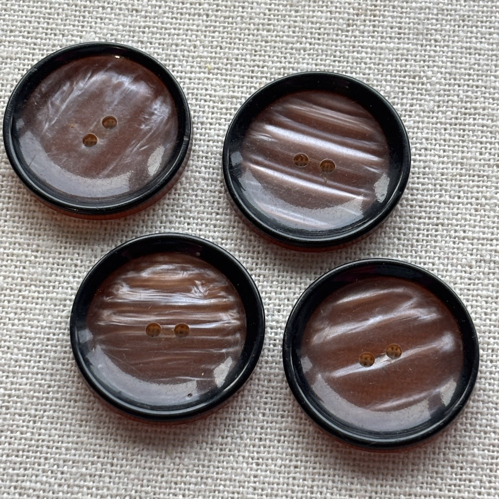 Vintage Toffee and Dark Chocolate Buttons 28mm x 4