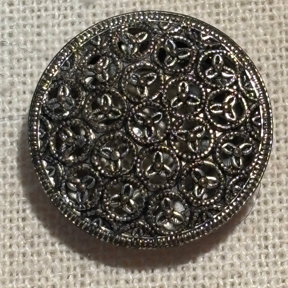 Victorian Filigree Twinkle Buttons 25mm x 3