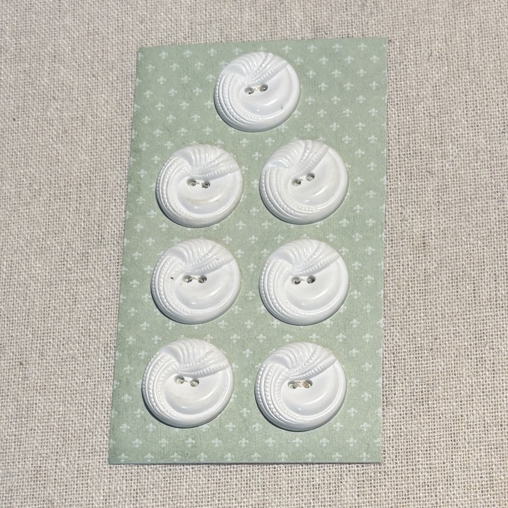 Vintage 1950's White 22mm x 7