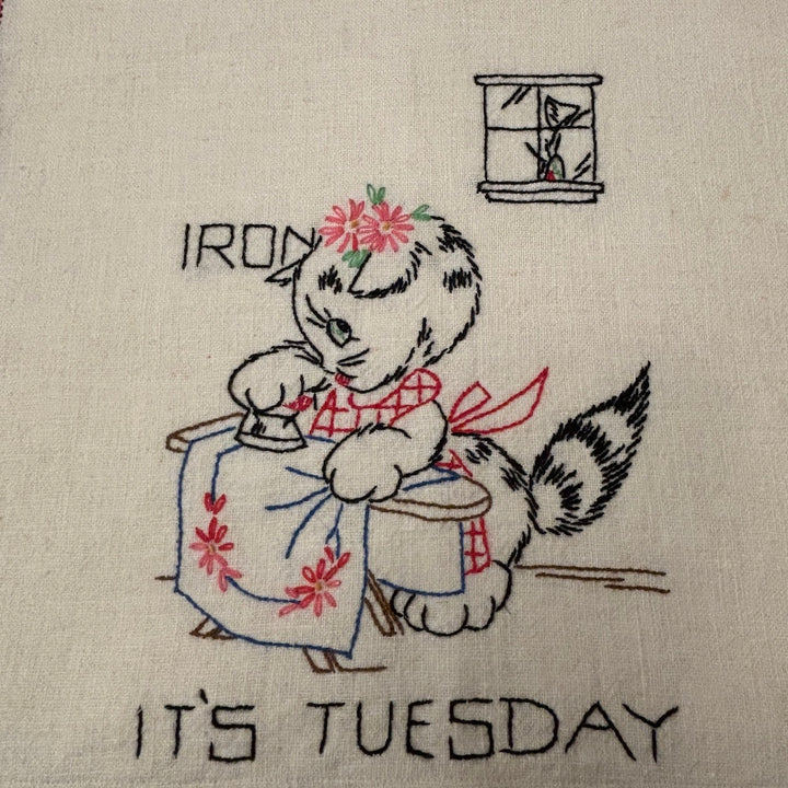 Vintage 1950's Days of the Week  Linen Tea Towel