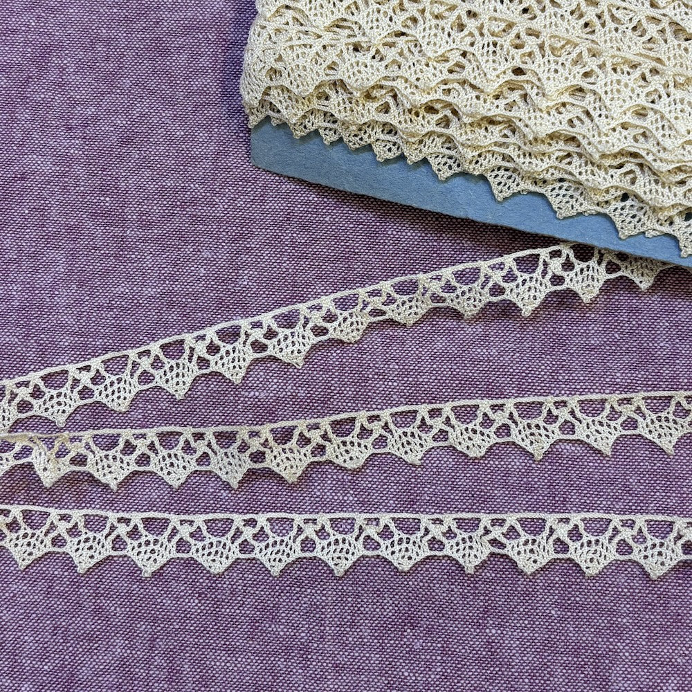 Vintage French Bobbin Lace - Arches in Tea 12mm