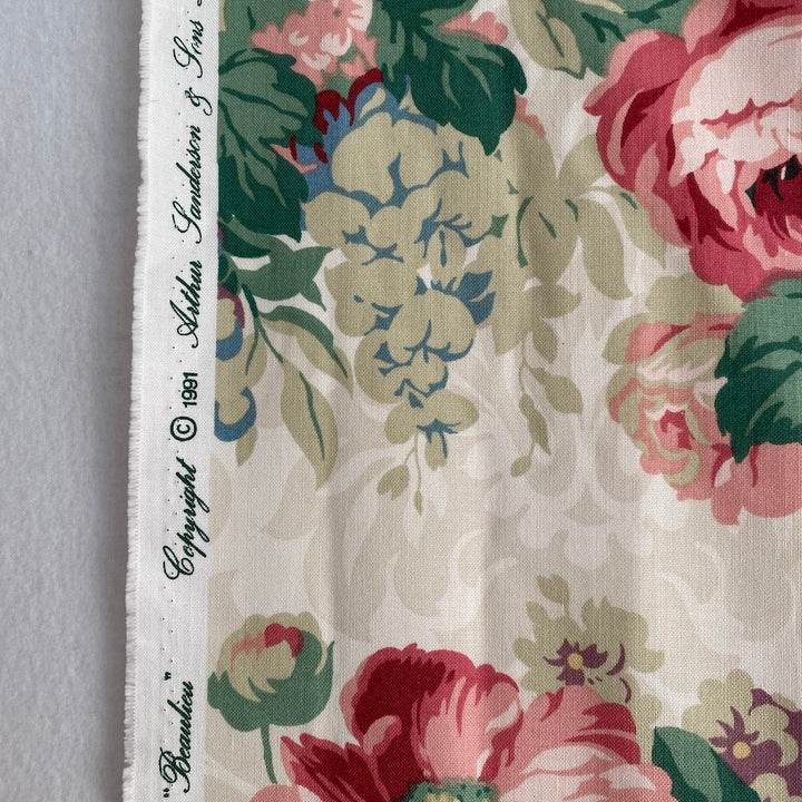 Sanderson Cabbage Roses Beaulieu Fabric - 2 metres