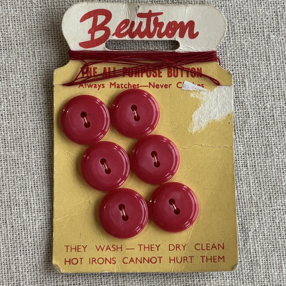 Beutron Lollipop 15mm Buttons on Original Card