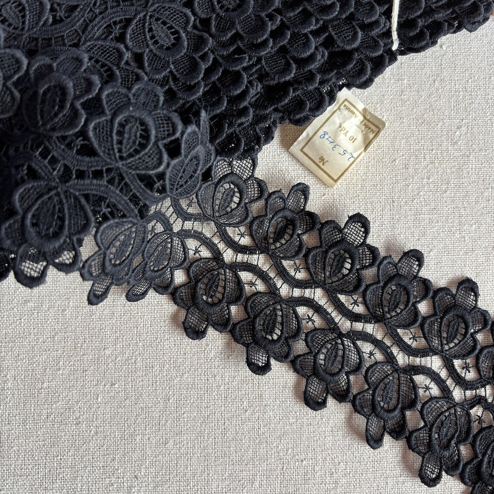 Vintage Austrian Guipure Austrian Lace Black Floral 8cm