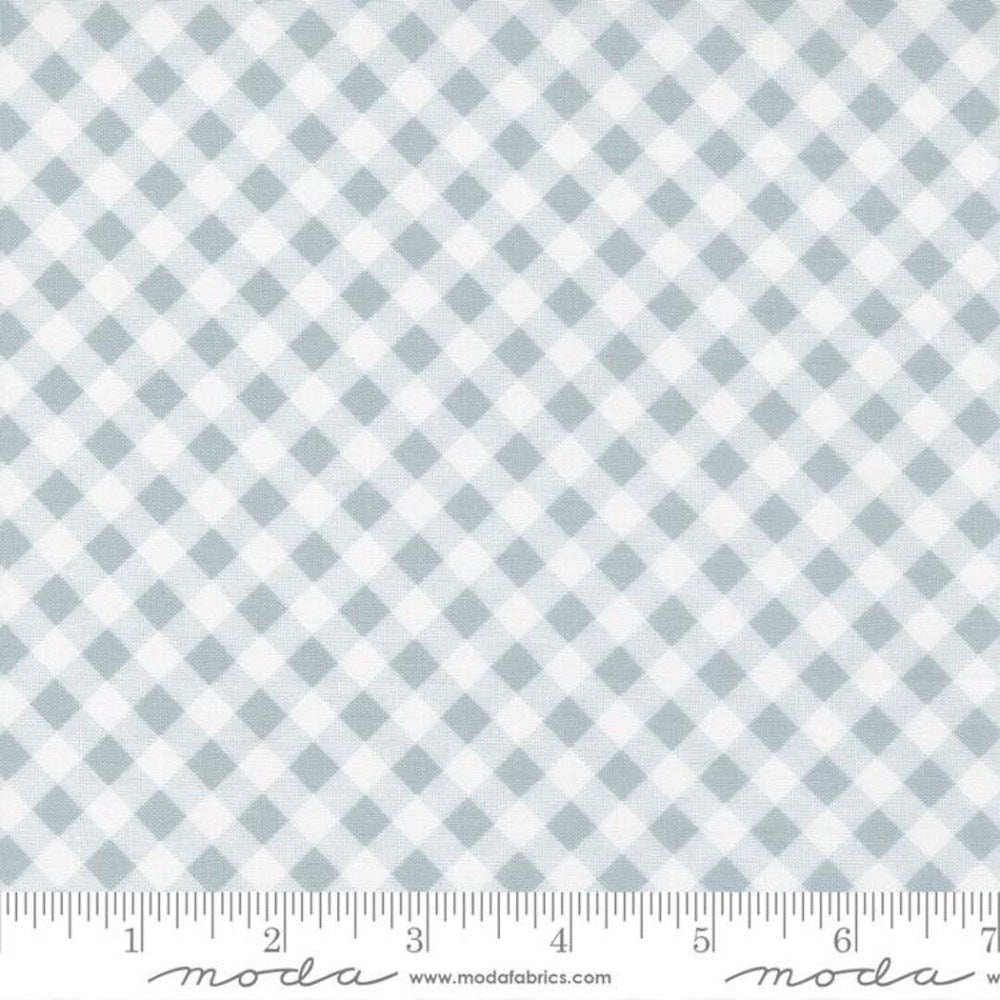 Country Rose Gingham in Smokey Blue