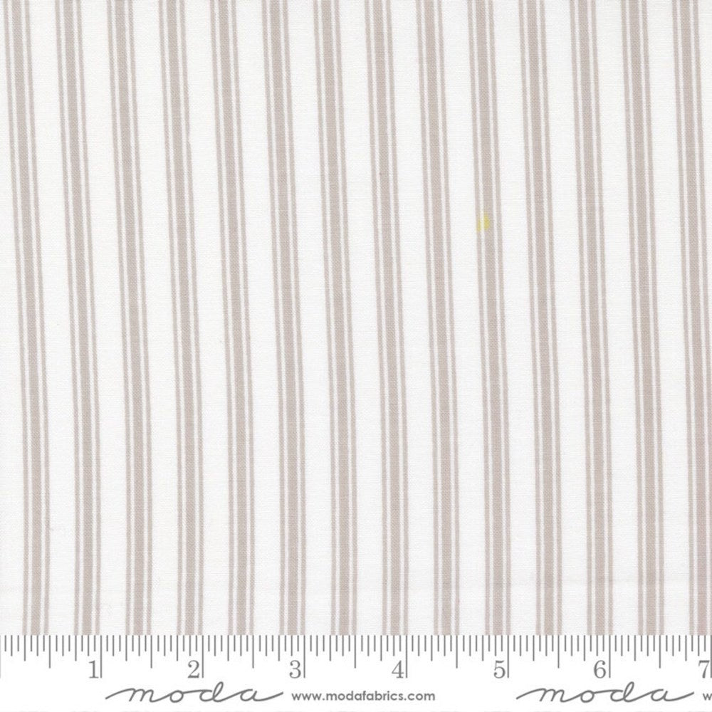 The Shores Stripe in Pebble